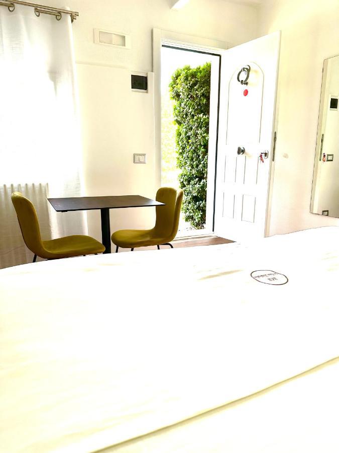 La Casa (Adults Only) Bed & Breakfast Bari Exterior foto