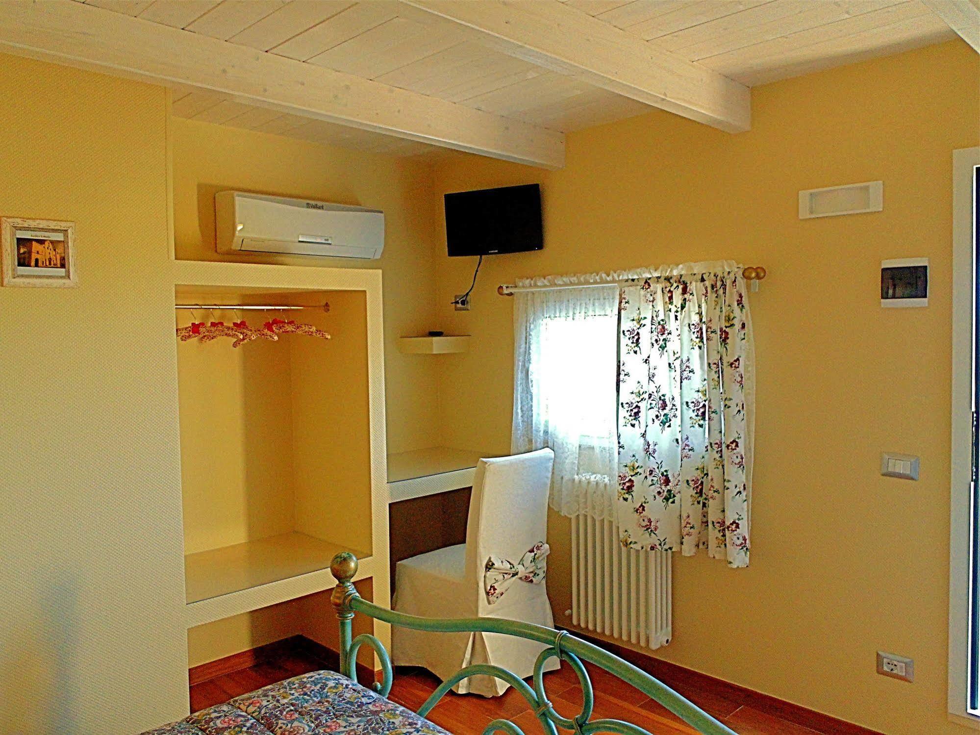 La Casa (Adults Only) Bed & Breakfast Bari Exterior foto